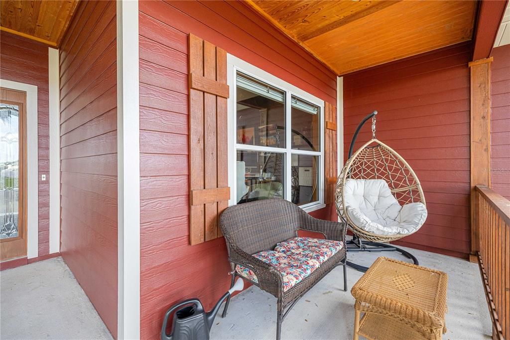 For Sale: $399,900 (3 beds, 2 baths, 1888 Square Feet)