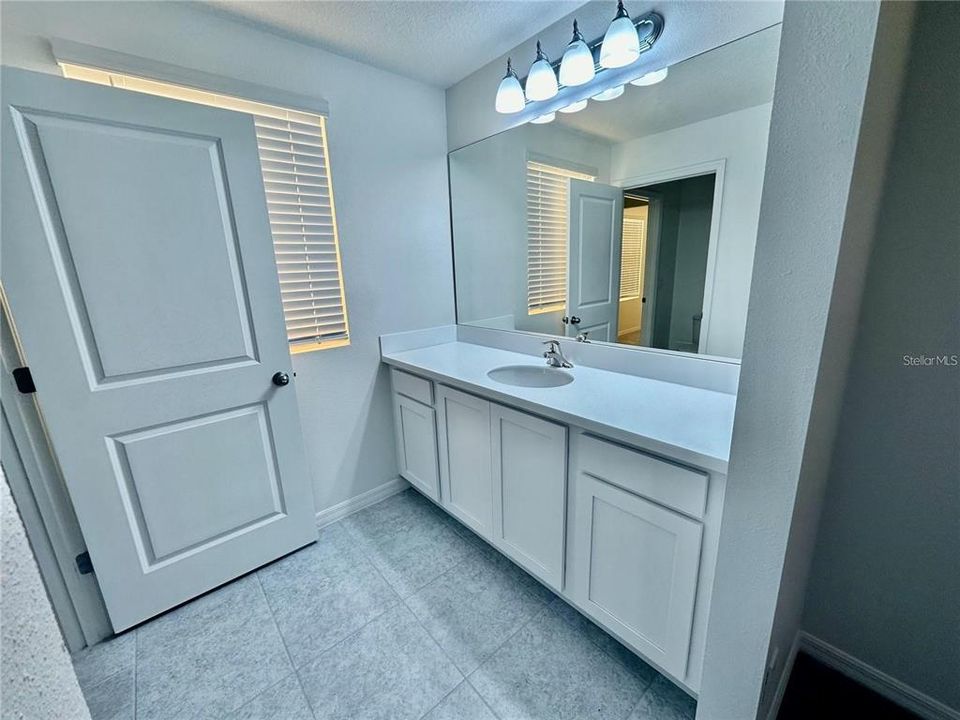 Active With Contract: $2,390 (3 beds, 2 baths, 2160 Square Feet)