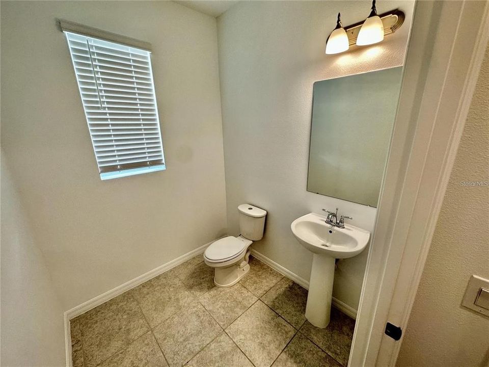 Active With Contract: $2,390 (3 beds, 2 baths, 2160 Square Feet)