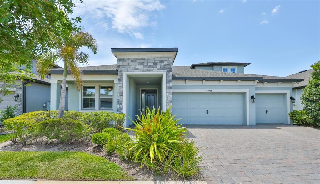 Active With Contract: $524,990 (5 beds, 4 baths, 3127 Square Feet)