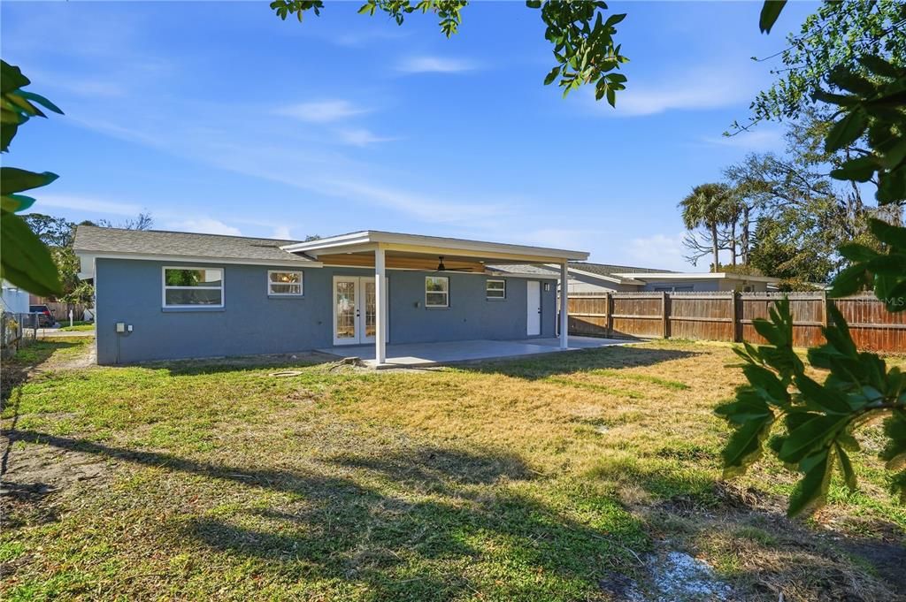 For Rent: $2,200 (3 beds, 2 baths, 1312 Square Feet)