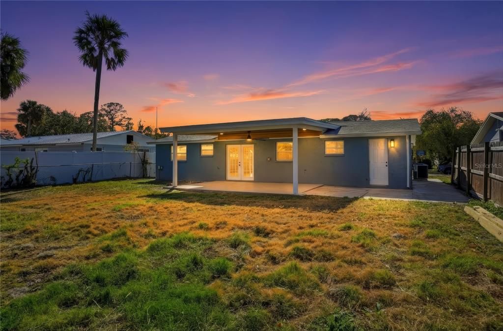 For Rent: $2,200 (3 beds, 2 baths, 1312 Square Feet)