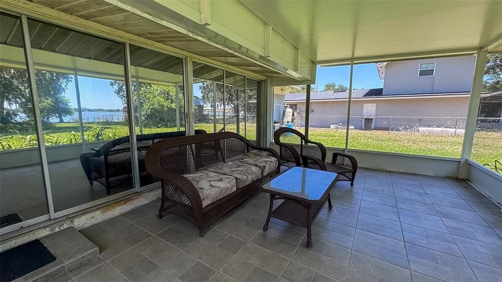 For Rent: $2,500 (3 beds, 2 baths, 1632 Square Feet)