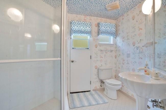 В аренду: $9,700 (4 спален, 5 ванн, 4392 Квадратных фут)