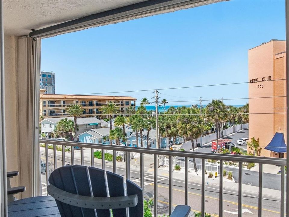 For Sale: $939,000 (3 beds, 2 baths, 2220 Square Feet)