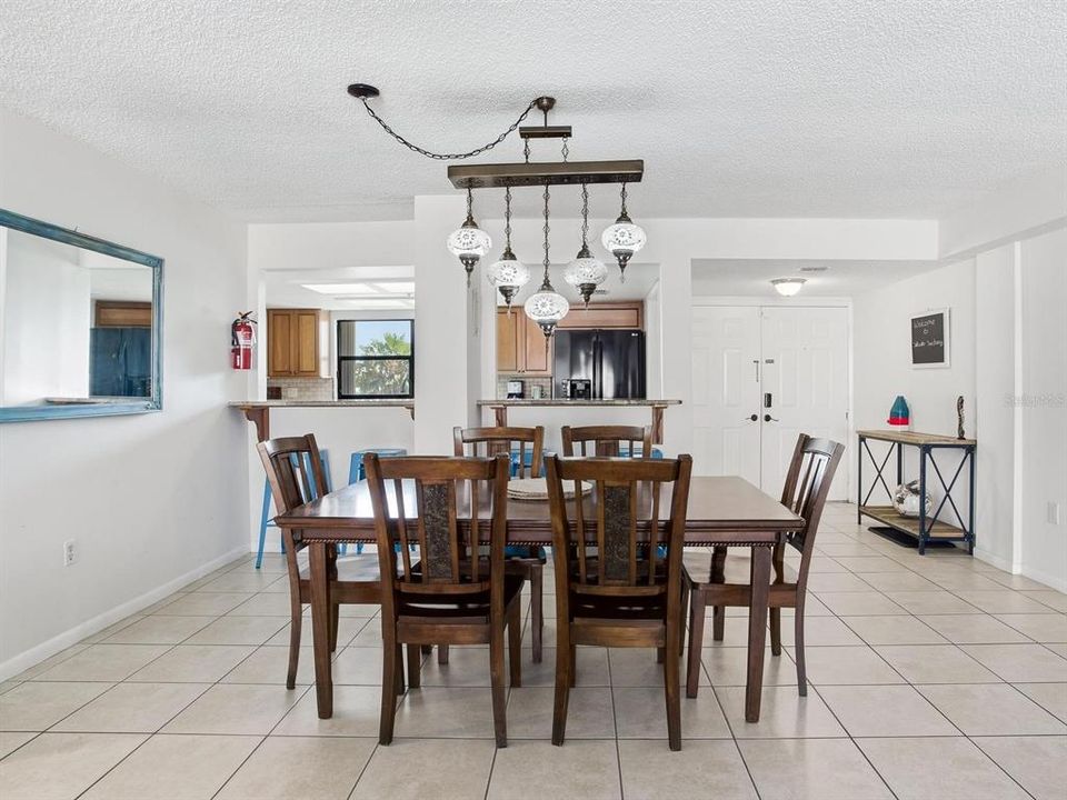 For Sale: $939,000 (3 beds, 2 baths, 2220 Square Feet)