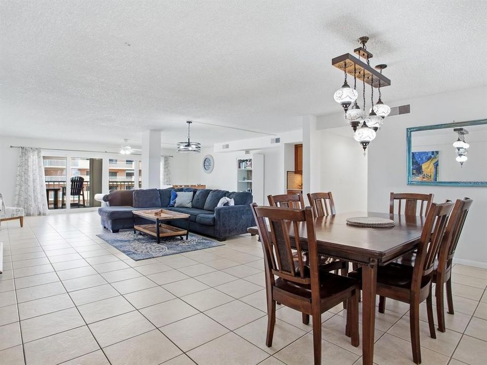 For Sale: $939,000 (3 beds, 2 baths, 2220 Square Feet)