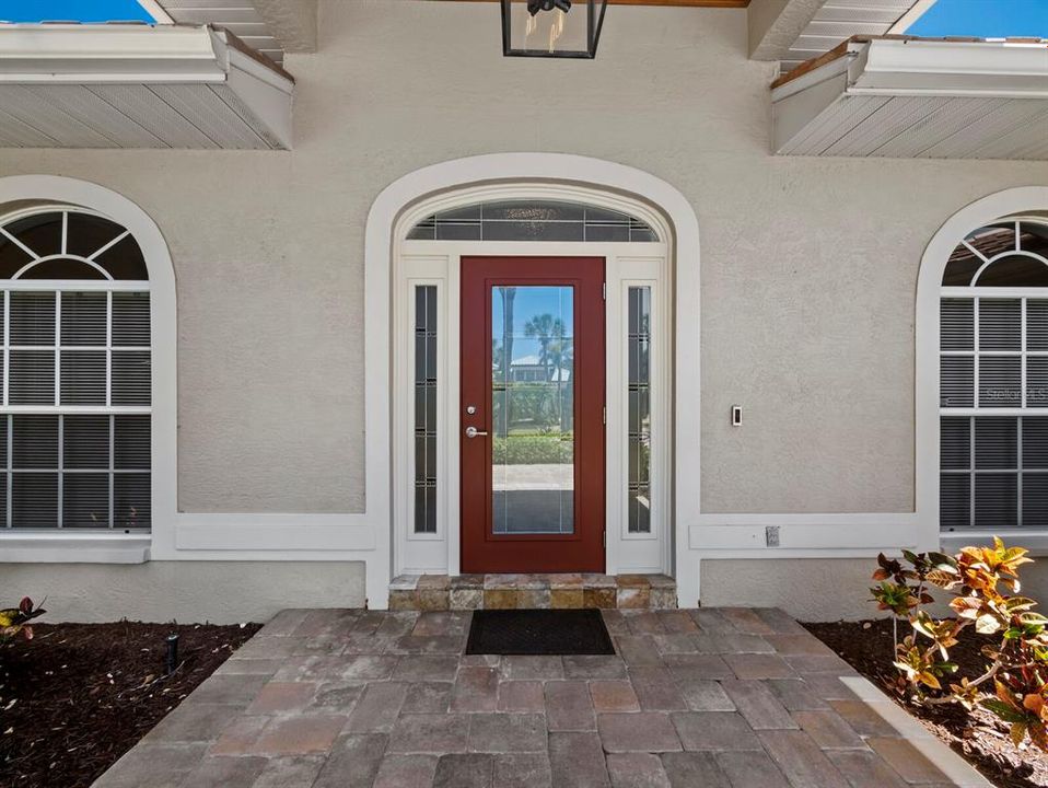 Active With Contract: $2,295,000 (3 beds, 2 baths, 2505 Square Feet)