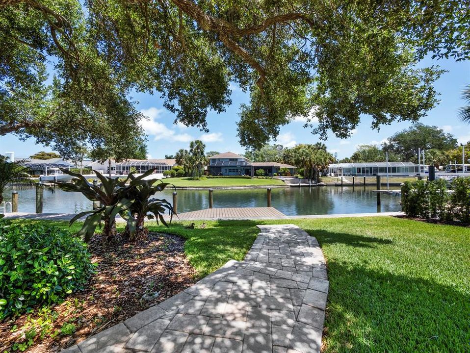 Active With Contract: $2,295,000 (3 beds, 2 baths, 2505 Square Feet)