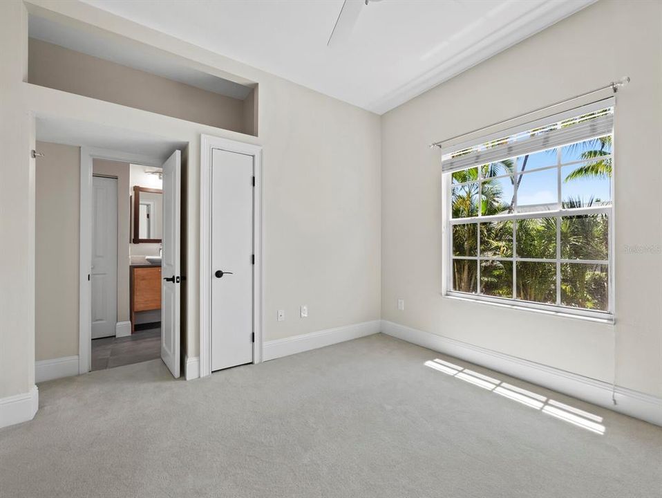 Active With Contract: $2,295,000 (3 beds, 2 baths, 2505 Square Feet)