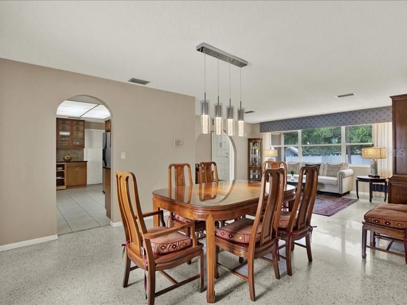 For Sale: $535,000 (3 beds, 2 baths, 1910 Square Feet)