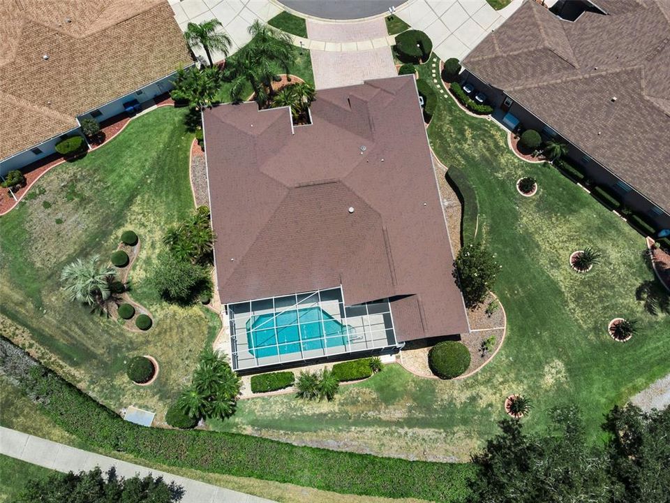 For Sale: $549,900 (4 beds, 2 baths, 2635 Square Feet)