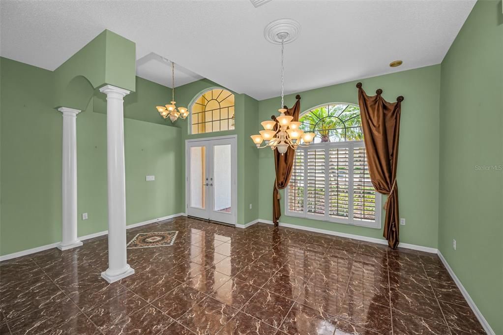 For Sale: $549,900 (4 beds, 2 baths, 2635 Square Feet)