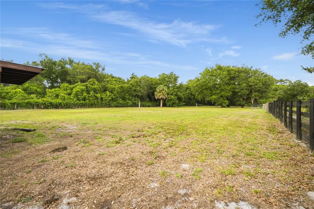 Activo con contrato: $625,000 (3 camas, 2 baños, 1984 Pies cuadrados)