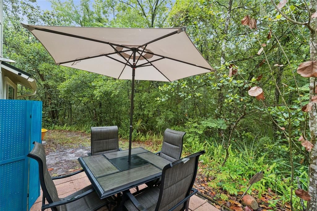 Active With Contract: $359,900 (3 beds, 2 baths, 1840 Square Feet)