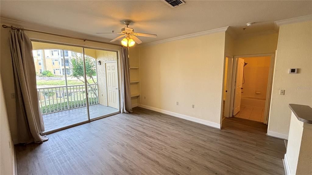 В аренду: $1,550 (2 спален, 2 ванн, 1048 Квадратных фут)