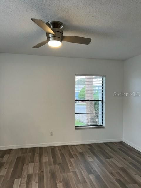 Active With Contract: $2,300 (3 beds, 2 baths, 1150 Square Feet)