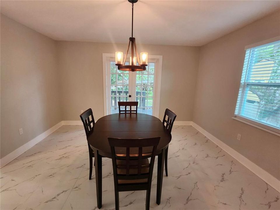 For Sale: $499,900 (3 beds, 2 baths, 1680 Square Feet)