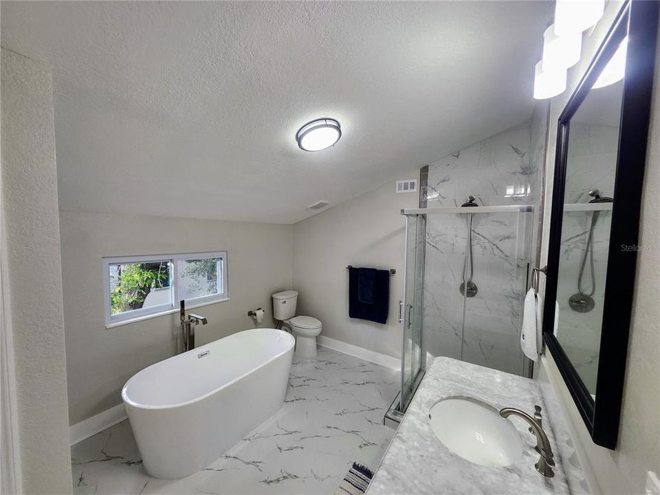 For Sale: $499,900 (3 beds, 2 baths, 1680 Square Feet)