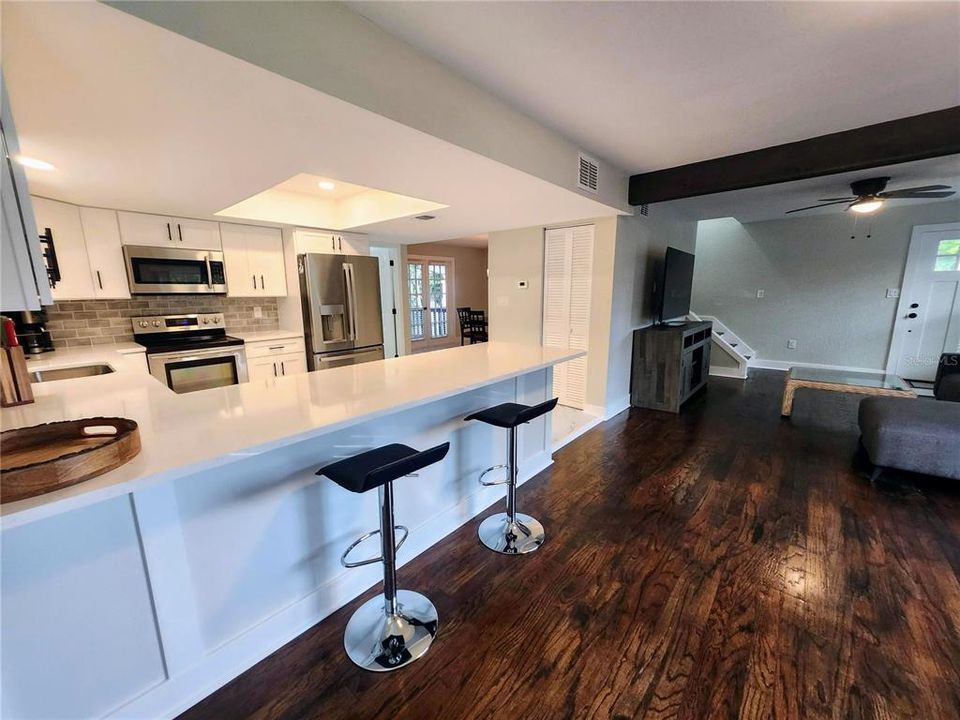 For Sale: $499,900 (3 beds, 2 baths, 1680 Square Feet)