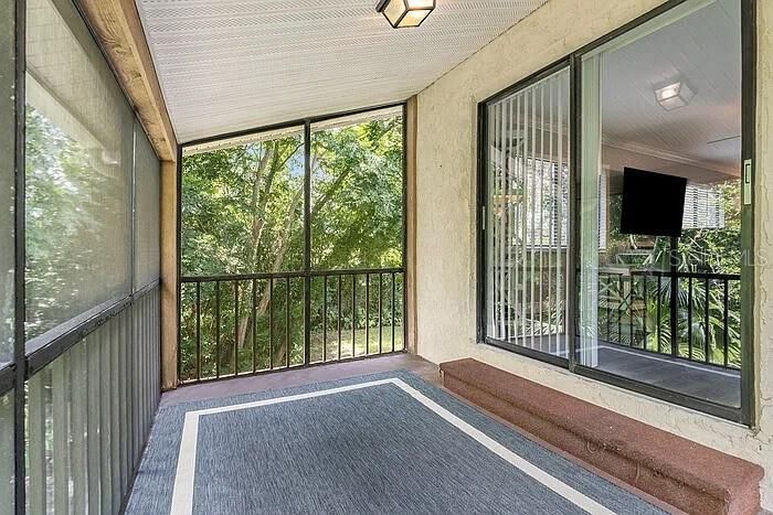 For Sale: $130,000 (2 beds, 2 baths, 1144 Square Feet)