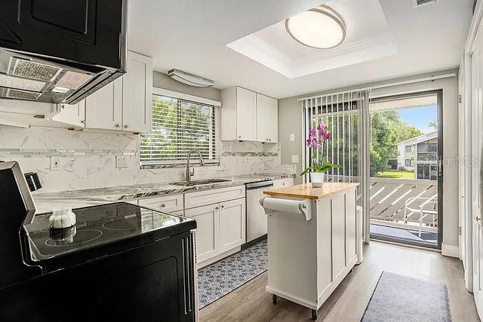 For Sale: $130,000 (2 beds, 2 baths, 1144 Square Feet)