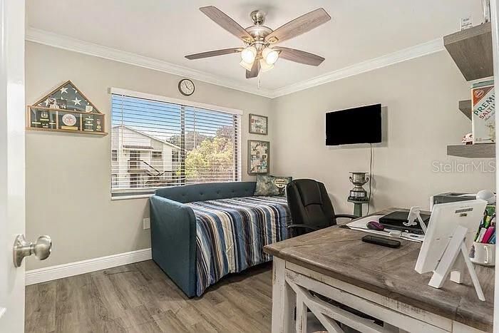 For Sale: $130,000 (2 beds, 2 baths, 1144 Square Feet)
