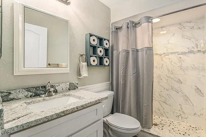 For Sale: $130,000 (2 beds, 2 baths, 1144 Square Feet)