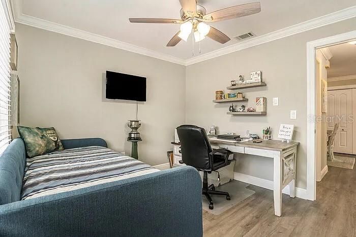 For Sale: $130,000 (2 beds, 2 baths, 1144 Square Feet)