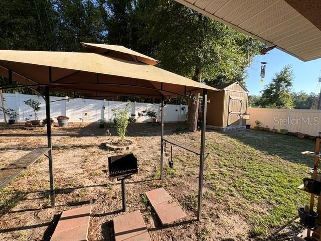 For Sale: $379,900 (4 beds, 3 baths, 2115 Square Feet)