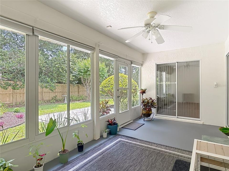 For Sale: $335,000 (3 beds, 2 baths, 1563 Square Feet)