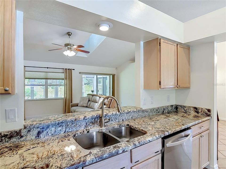 For Sale: $335,000 (3 beds, 2 baths, 1563 Square Feet)