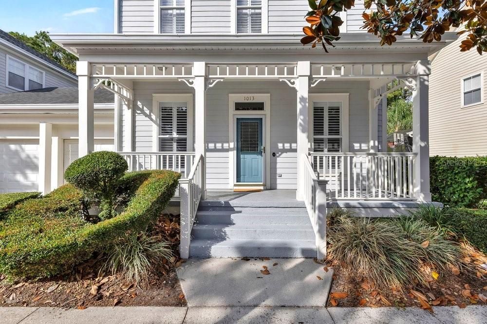 For Sale: $999,000 (5 beds, 3 baths, 2800 Square Feet)