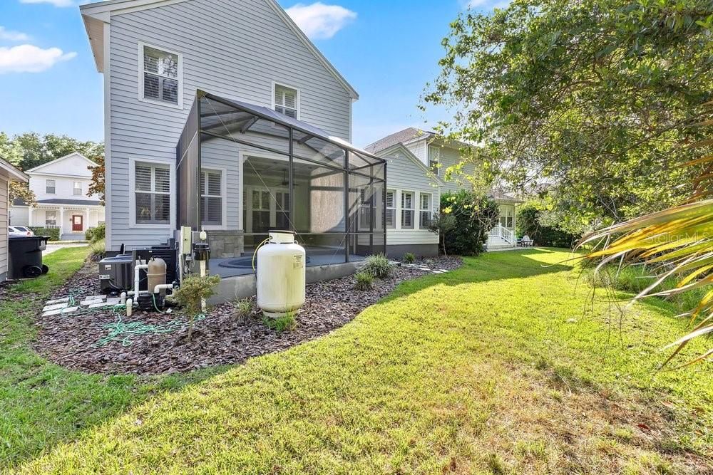 For Sale: $999,000 (5 beds, 3 baths, 2800 Square Feet)