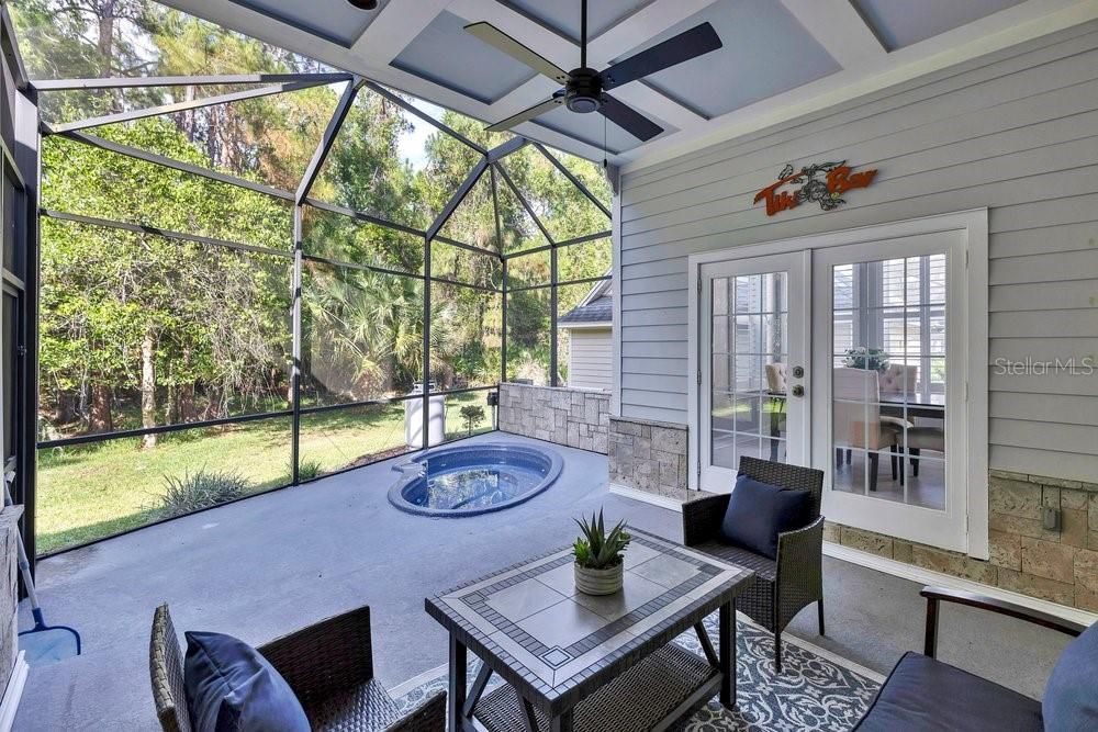 For Sale: $999,000 (5 beds, 3 baths, 2800 Square Feet)