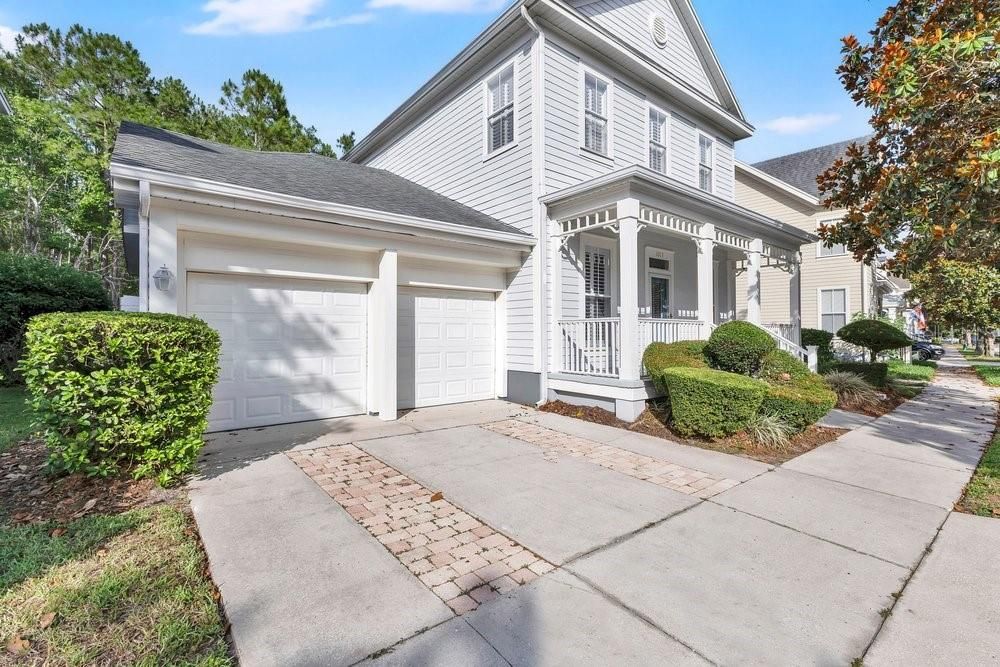 For Sale: $999,000 (5 beds, 3 baths, 2800 Square Feet)