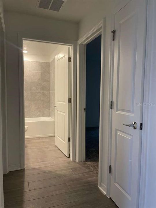 В аренду: $1,900 (3 спален, 2 ванн, 1560 Квадратных фут)