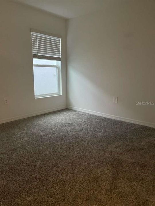 В аренду: $1,900 (3 спален, 2 ванн, 1560 Квадратных фут)