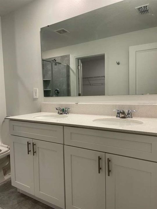 В аренду: $1,900 (3 спален, 2 ванн, 1560 Квадратных фут)