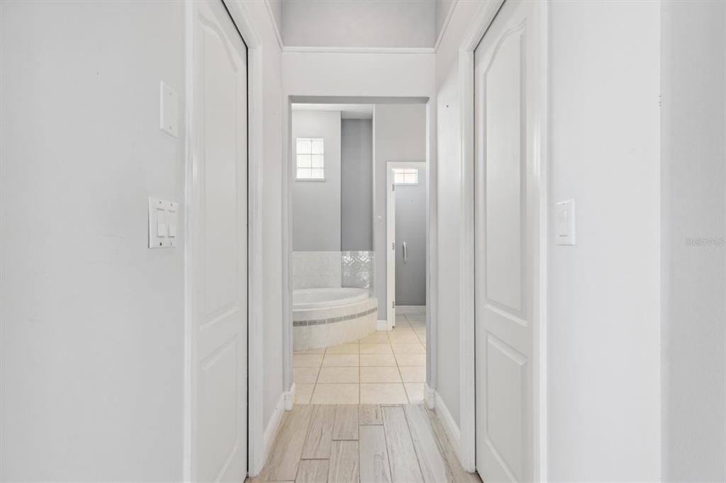 For Sale: $469,900 (3 beds, 2 baths, 2023 Square Feet)