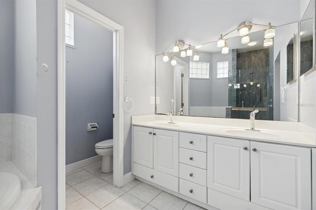 For Sale: $469,900 (3 beds, 2 baths, 2023 Square Feet)
