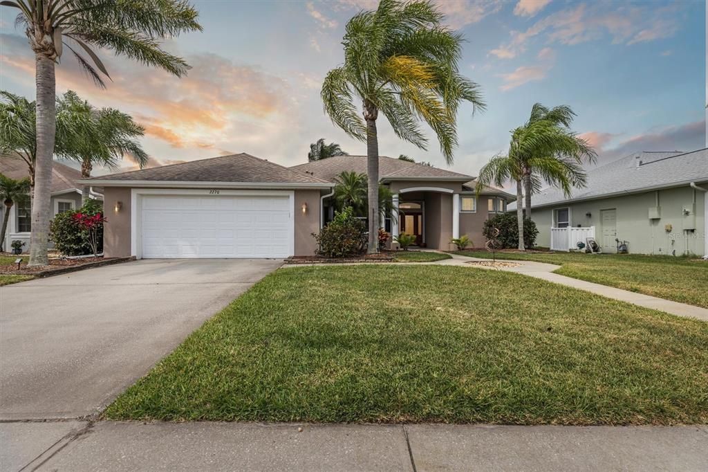 For Sale: $469,900 (3 beds, 2 baths, 2023 Square Feet)