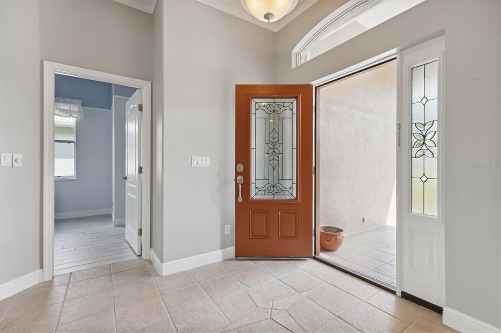 For Sale: $469,900 (3 beds, 2 baths, 2023 Square Feet)