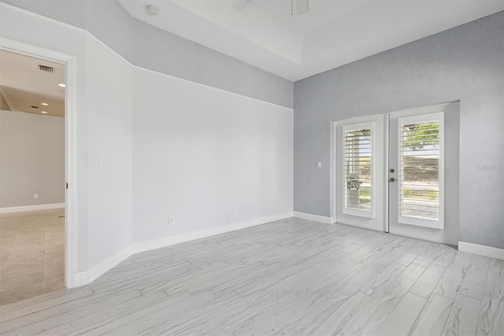 For Sale: $469,900 (3 beds, 2 baths, 2023 Square Feet)