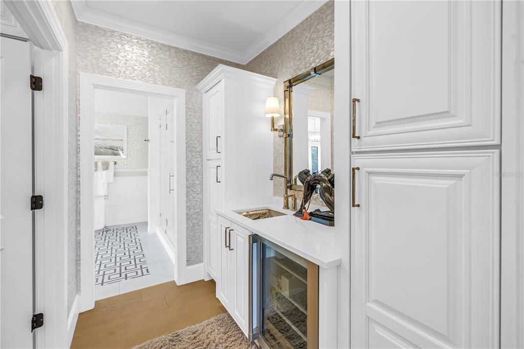 На продажу: $4,495,000 (4 спален, 4 ванн, 4446 Квадратных фут)