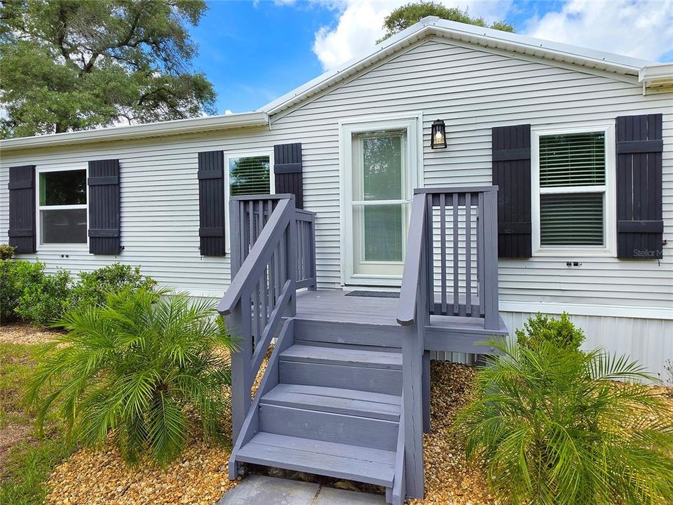For Sale: $289,900 (3 beds, 2 baths, 1248 Square Feet)