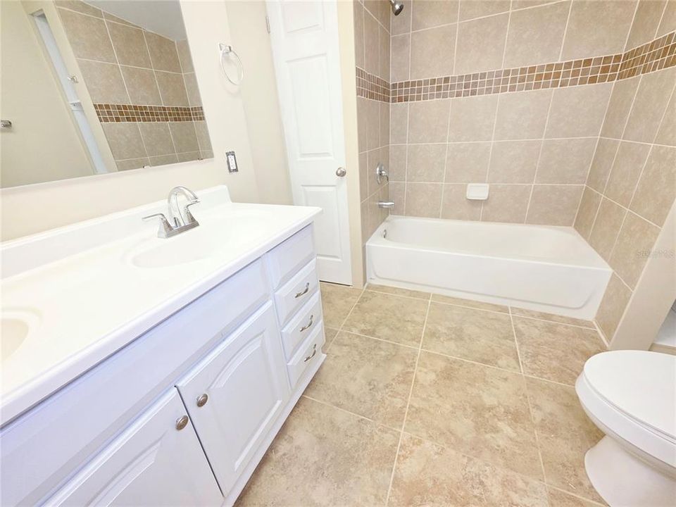 For Sale: $289,900 (3 beds, 2 baths, 1248 Square Feet)