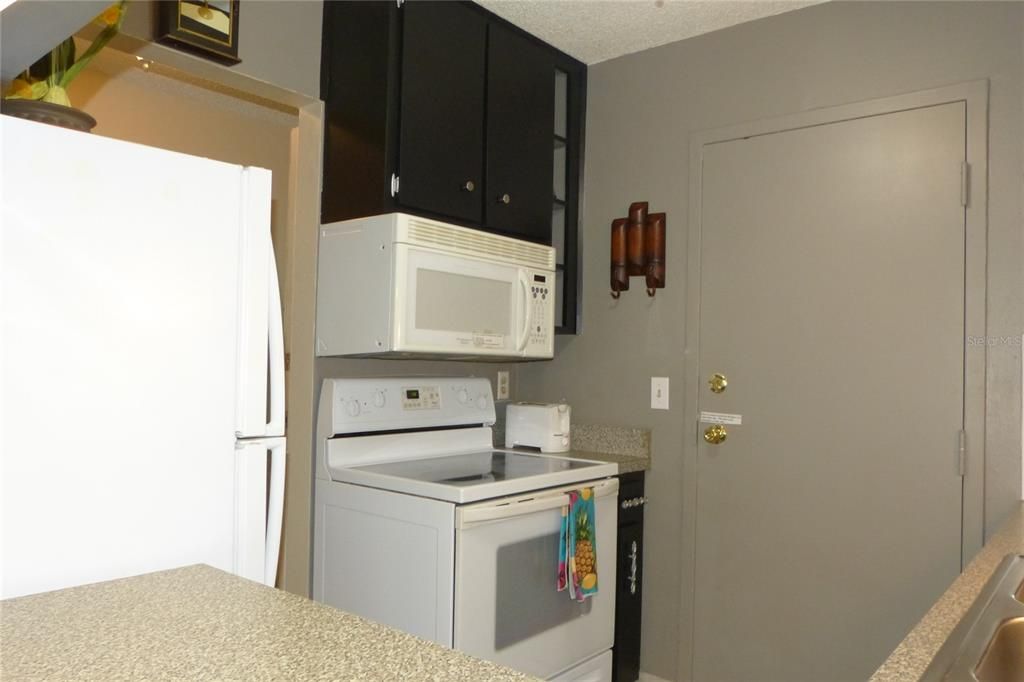 В аренду: $1,650 (1 спален, 1 ванн, 670 Квадратных фут)