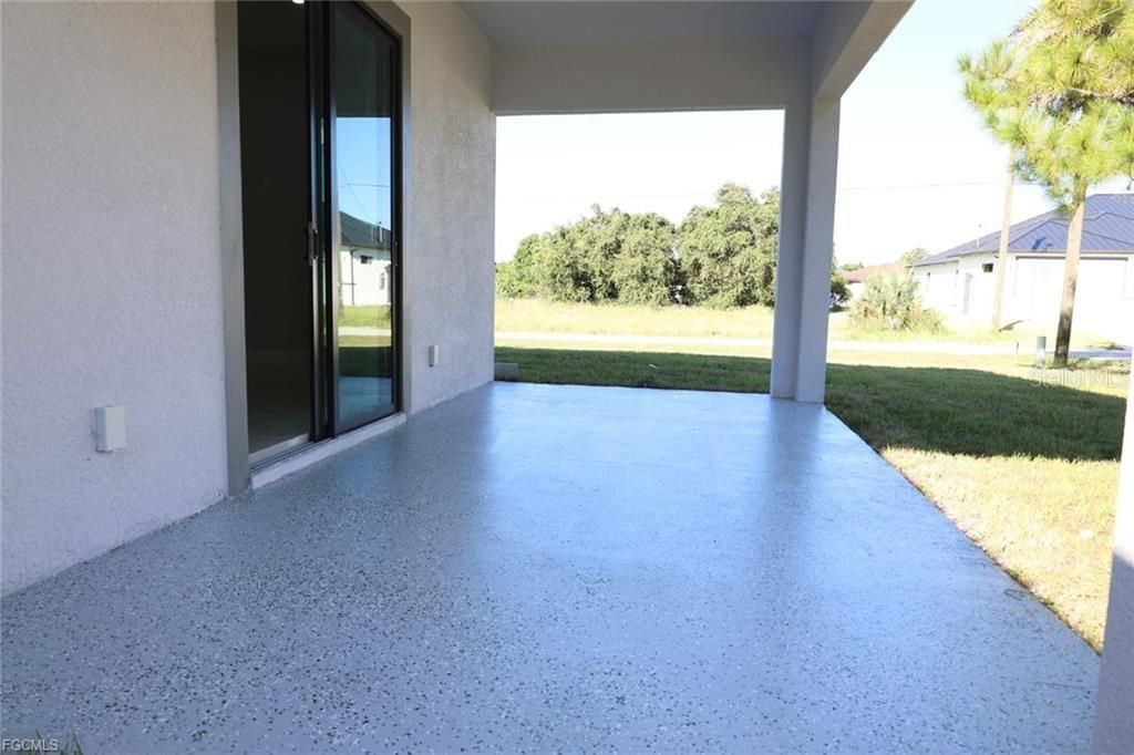En Venta: $543,300 (5 camas, 4 baños, 2218 Pies cuadrados)