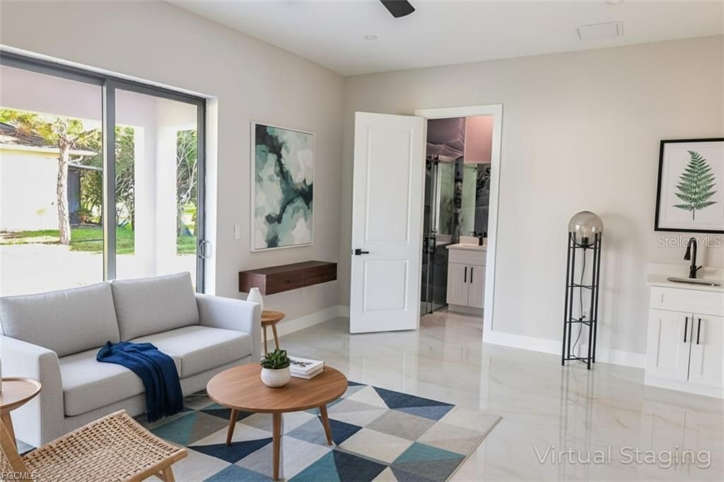 En Venta: $543,300 (5 camas, 4 baños, 2218 Pies cuadrados)
